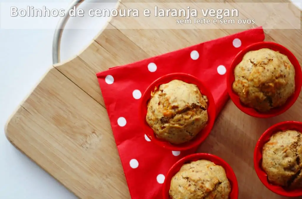 Bolinhos vegan de cenoura e laranja