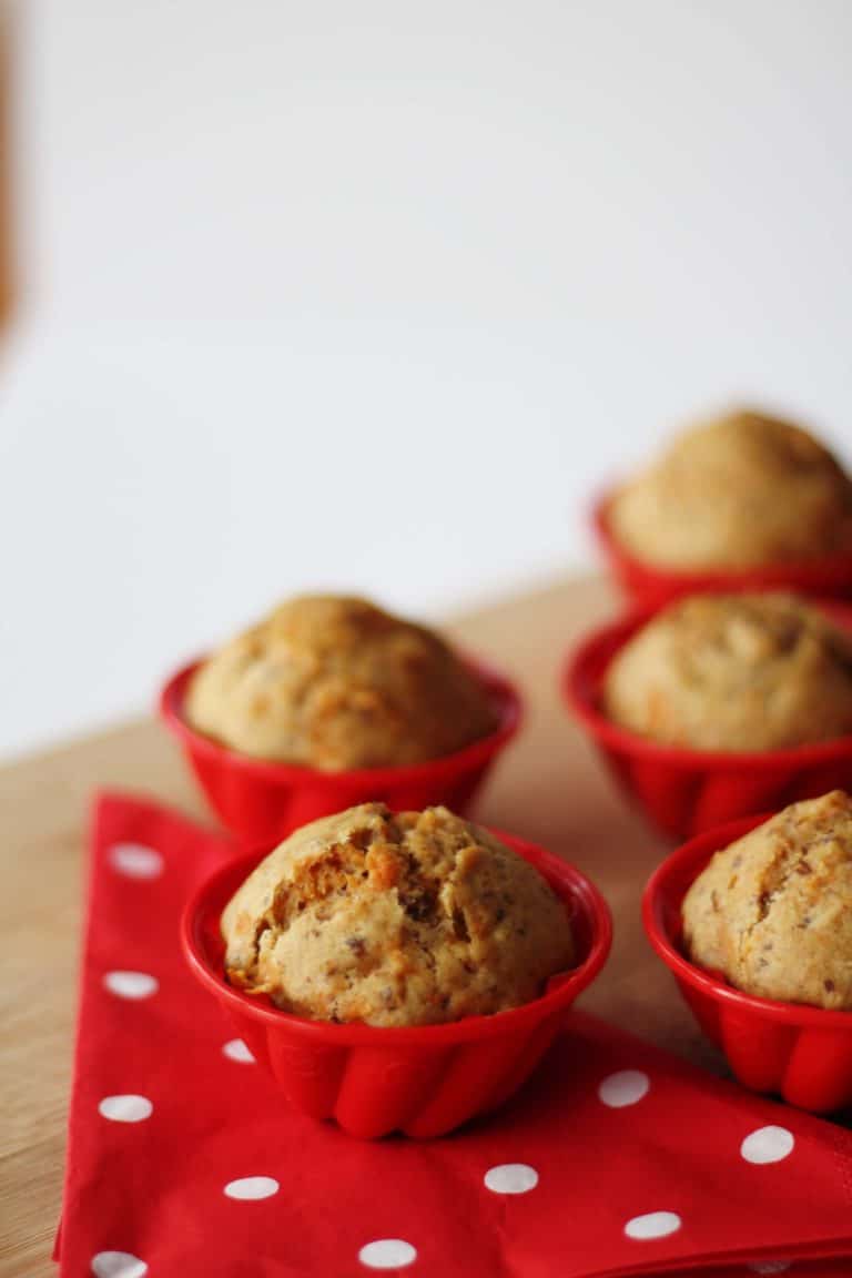 Bolinhos vegan de cenoura e laranja