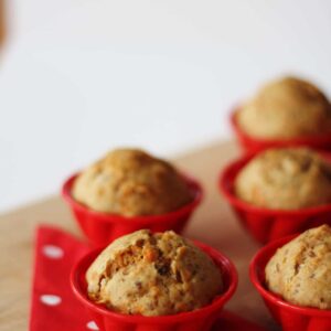 Bolinhos vegan de cenoura e laranja