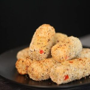 Croquetes de frango e grão de bico sem ovo