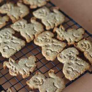 BOLACHAS DE AMÊNDOA CROCANTES, VEGAN E SEM GLUTEN (A PARTIR DOS 10 MESES)