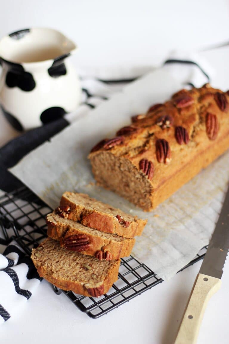 Bolo de banana e nozes