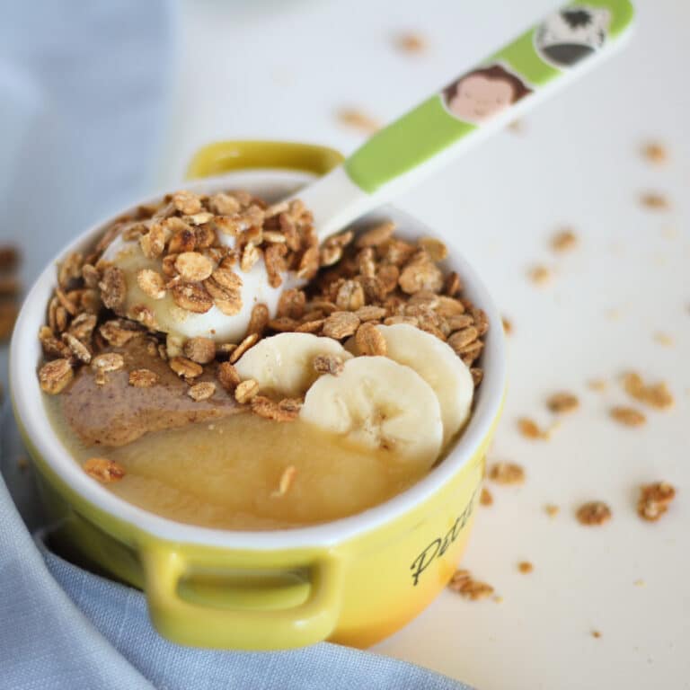 granola de aveia e manteiga de amendoim - vegan, sem glúten e sem açúcar refinado