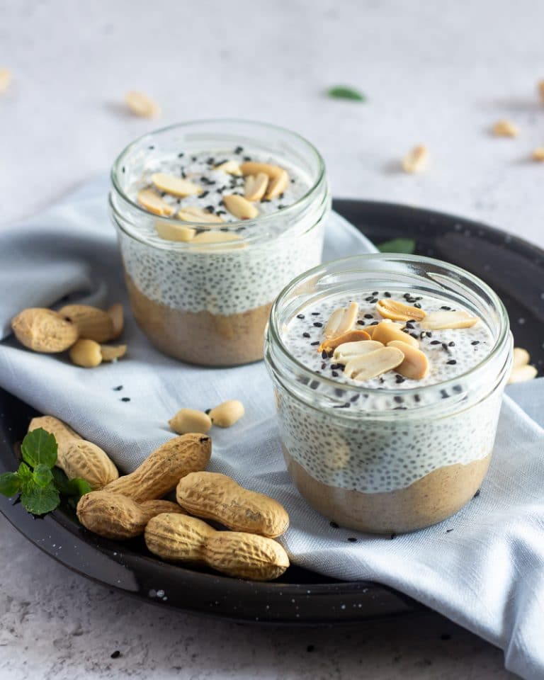 pudim de chia e amendoim - vegano e nutritivo