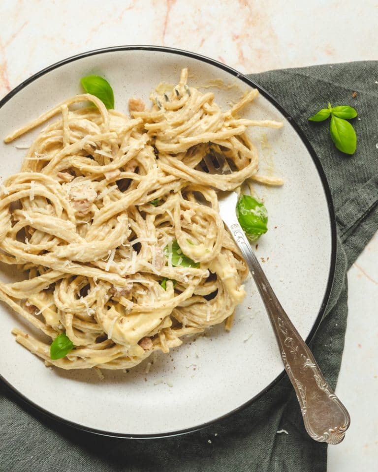 Esparguete à carbonara sem leite e sem ovo