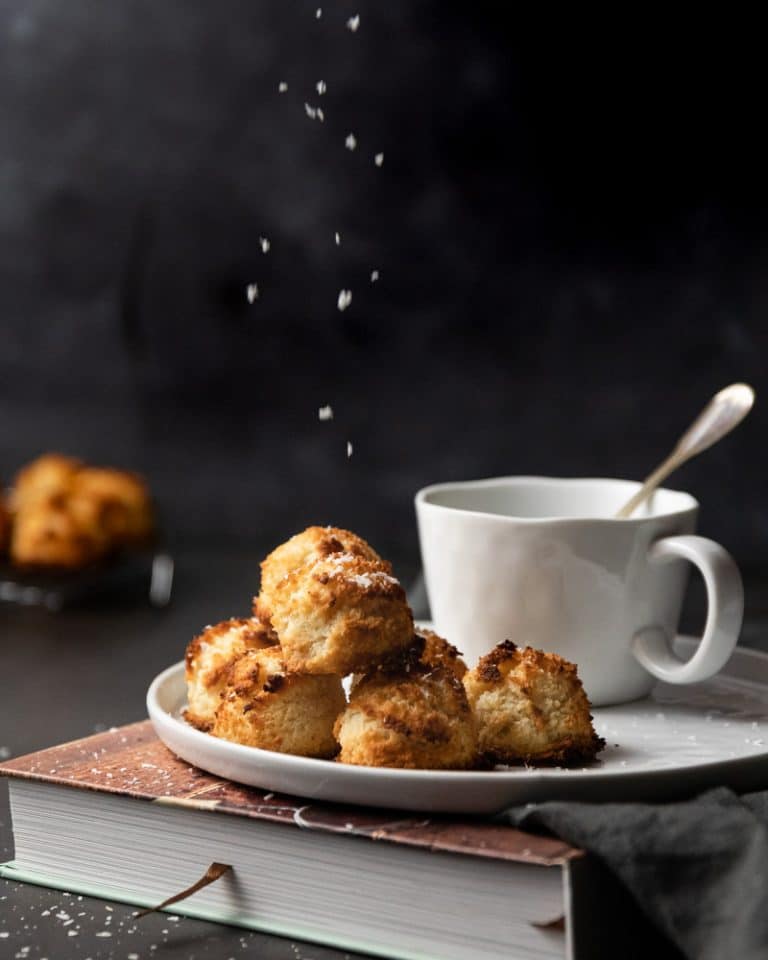 BOLINHOS DE COCO SEM LEITE E SEM OVOS