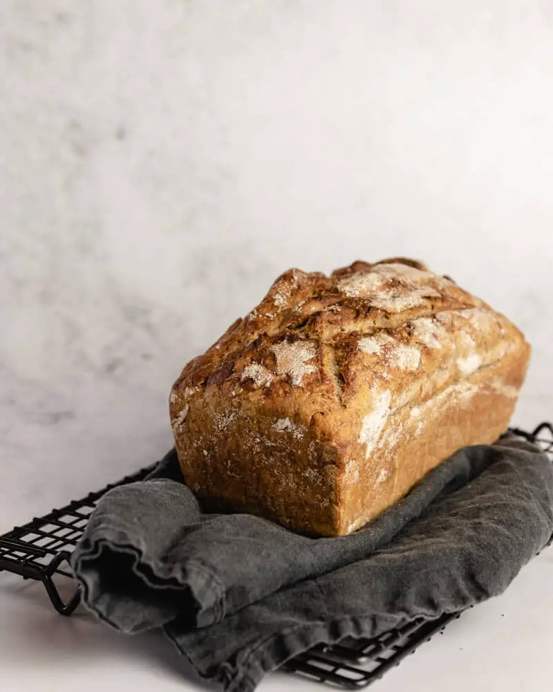 como fazer pão caseiro fácil sem amassar