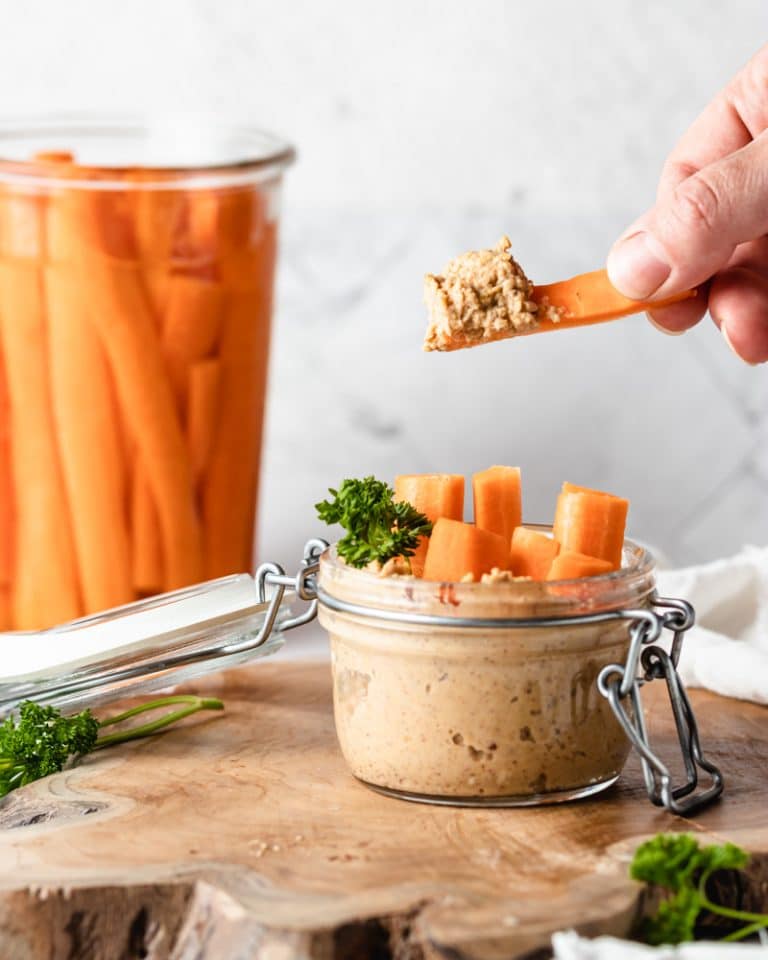 humus de manteiga de amendoim