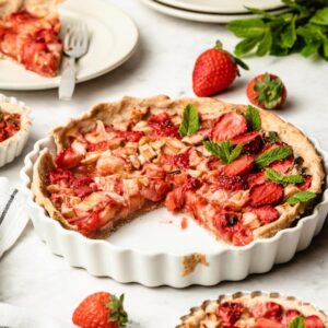 tarte de ruibarbo e morango sem glúten