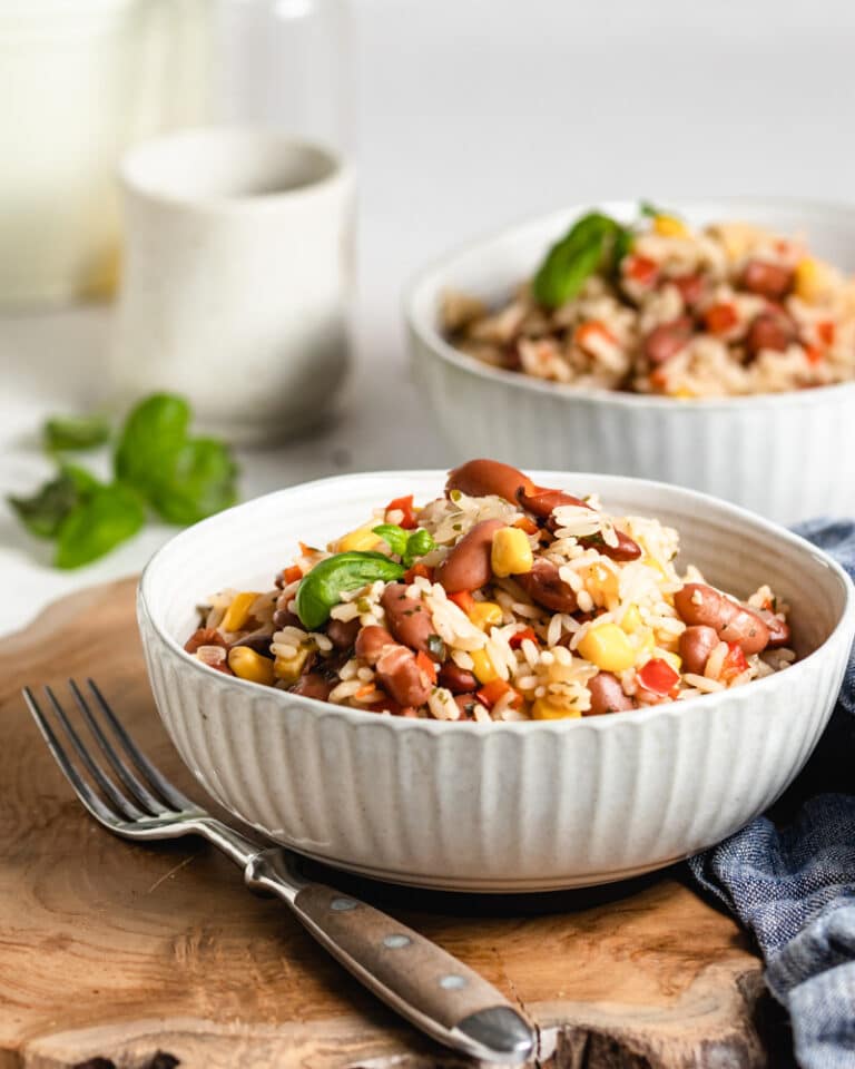 One pot de arroz com feijão e milho
