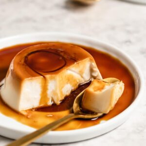 Pudim flan de coco mais saudável- sem leite nem ovos