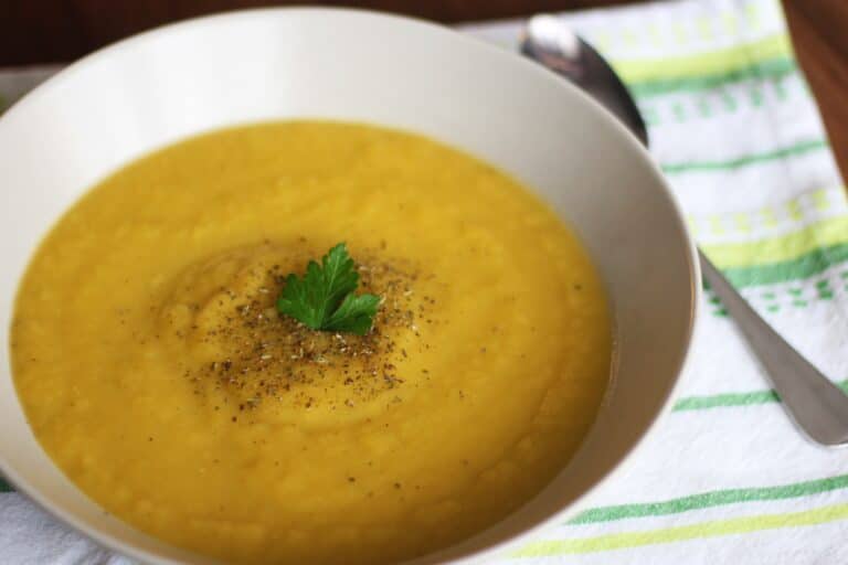 Sopa de abobora e alho francês