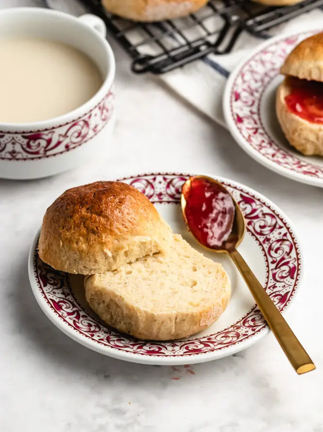 pão de leite sem leite e sem glúten, vegan