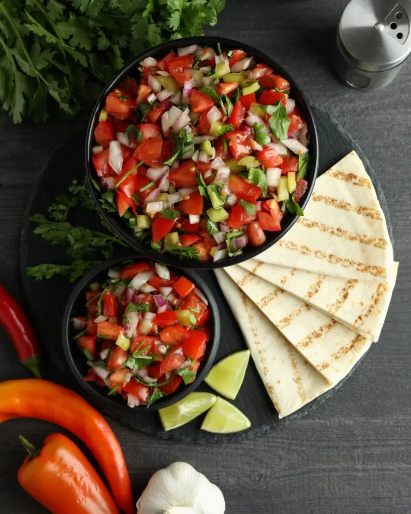 receita de Pico de Gallo (salsa mexicana) fresca e deliciosa