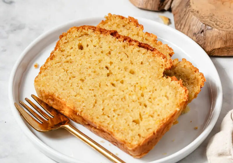 Bolo de laranja iogurte e azeite super húmido, fácil e rápido, feito em só uma taça