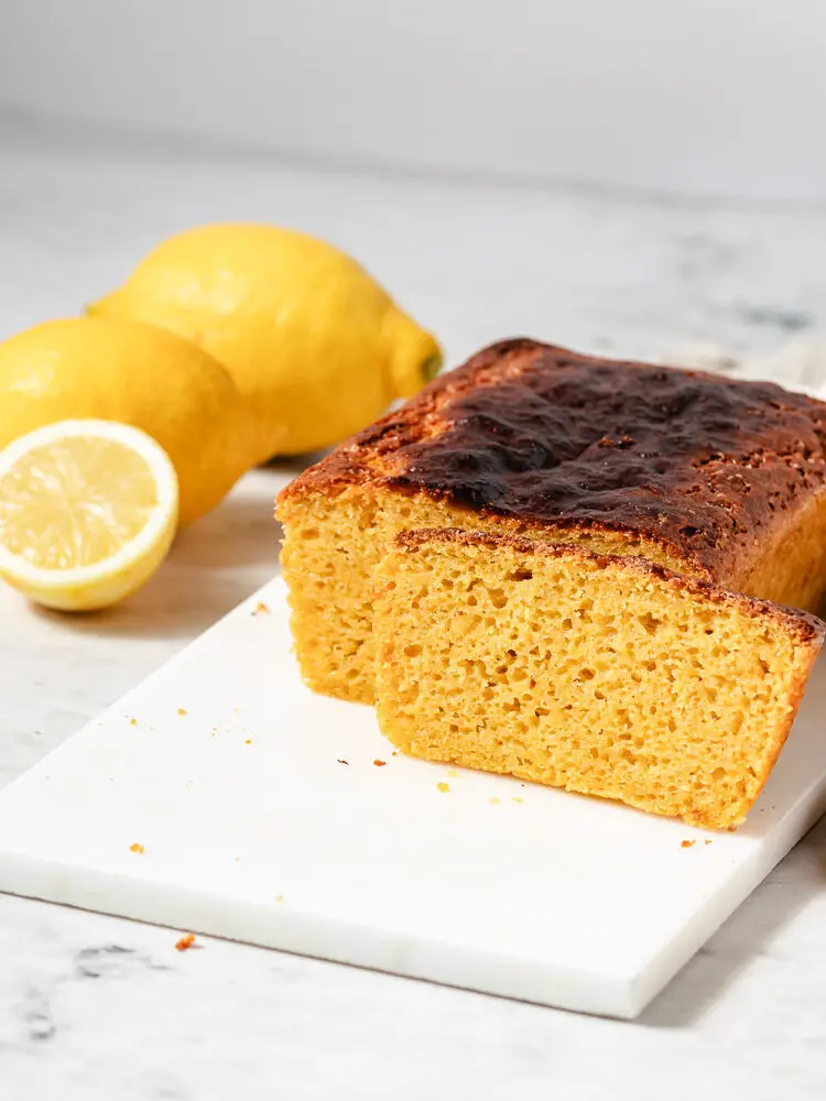 Pão de limão e iogurte sem glúten